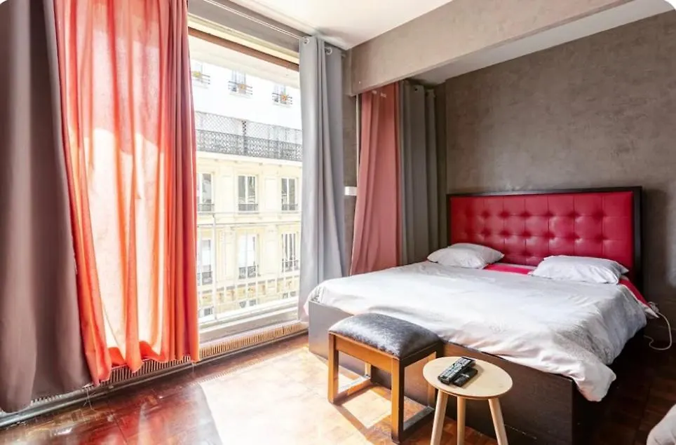Studio Élysées Paris