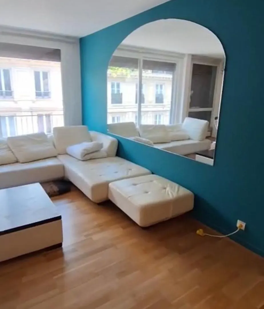 Studio Élysées Paris France