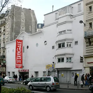  Appartement Parking Gratuit - Montmartre Charme & Patio Prive - Sacre-Coeur Metro Anvers
